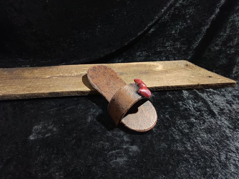 Lederschlappen "Schleife"