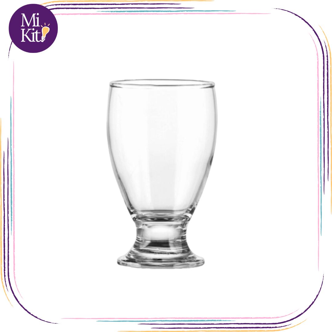 Copa de vidrio alta