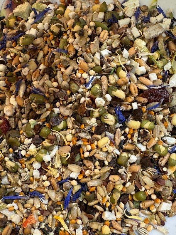 It's Bliss-Dry Meal Medley plus even more Micrograin Sprouts - this combo a ready to serve Dry Meal that is unique, diverse, healthy, and convenient! For all small and some medium birds such as greys.