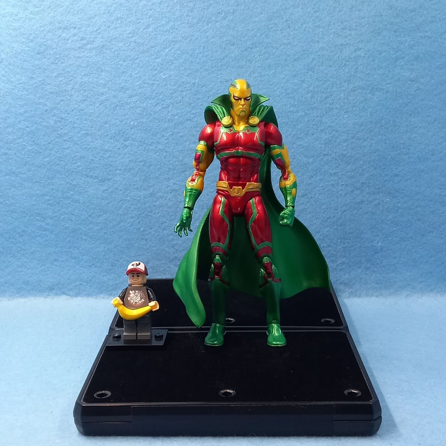 DC ICONS MISTER MIRACLE (P/O)