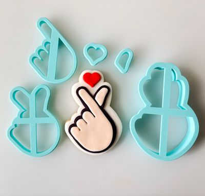 CBS Σετ 5 τμχ κουπάτ K-POP Demon Hunters Heart Fingers- Σετ κουπάτ χέρι με καρδιά