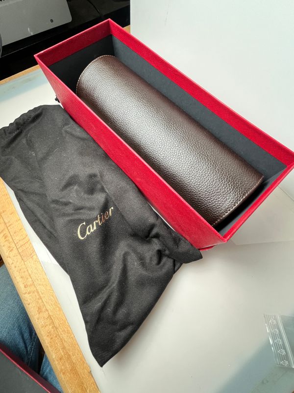 Cartier Paris Uhrenrolle unbenutzt, Reiseetui, Im Originalkarton Cartier Paris Uhrenrolle unbenutzt, Reiseetui, Im Originalkarton