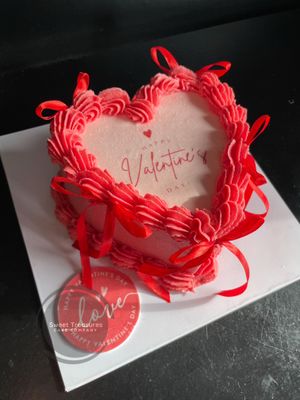 Piped Buttercream Heart shaped Valentines Day Cake