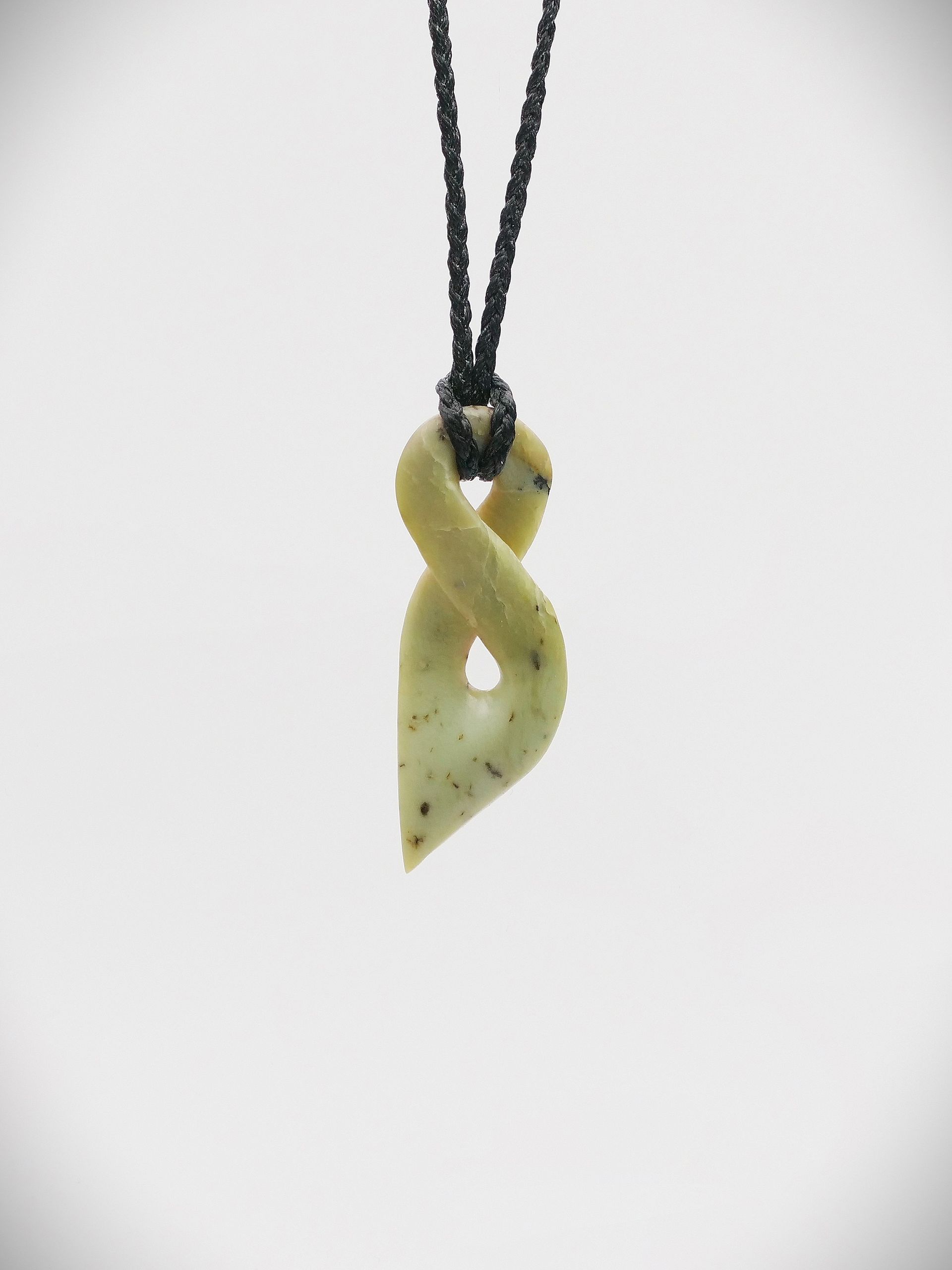 Moko Pounamu Single Pikorua (Twist) NZ Genuine Kokopu Greenstone - Pahoia