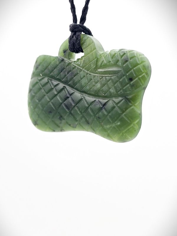 Moko Pounamu Kete Basket NZ Genuine Hapopo Greenstone - Oruaiti