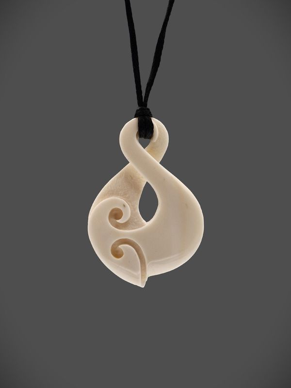 Moko Pounamu Pikorua (Twist) Bone Carving - Waihopai