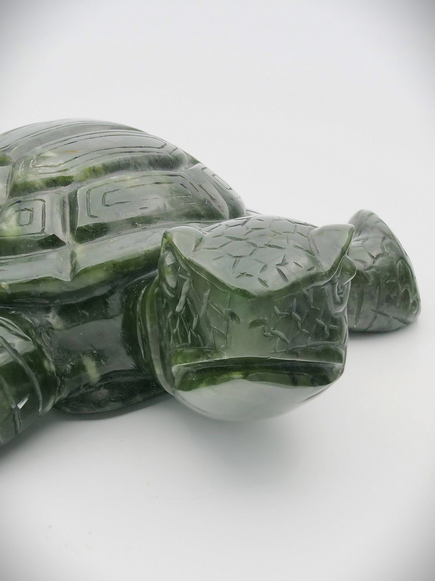Moko Pounamu Turtle Sculpture Siberian Nephrite Jade - Honu