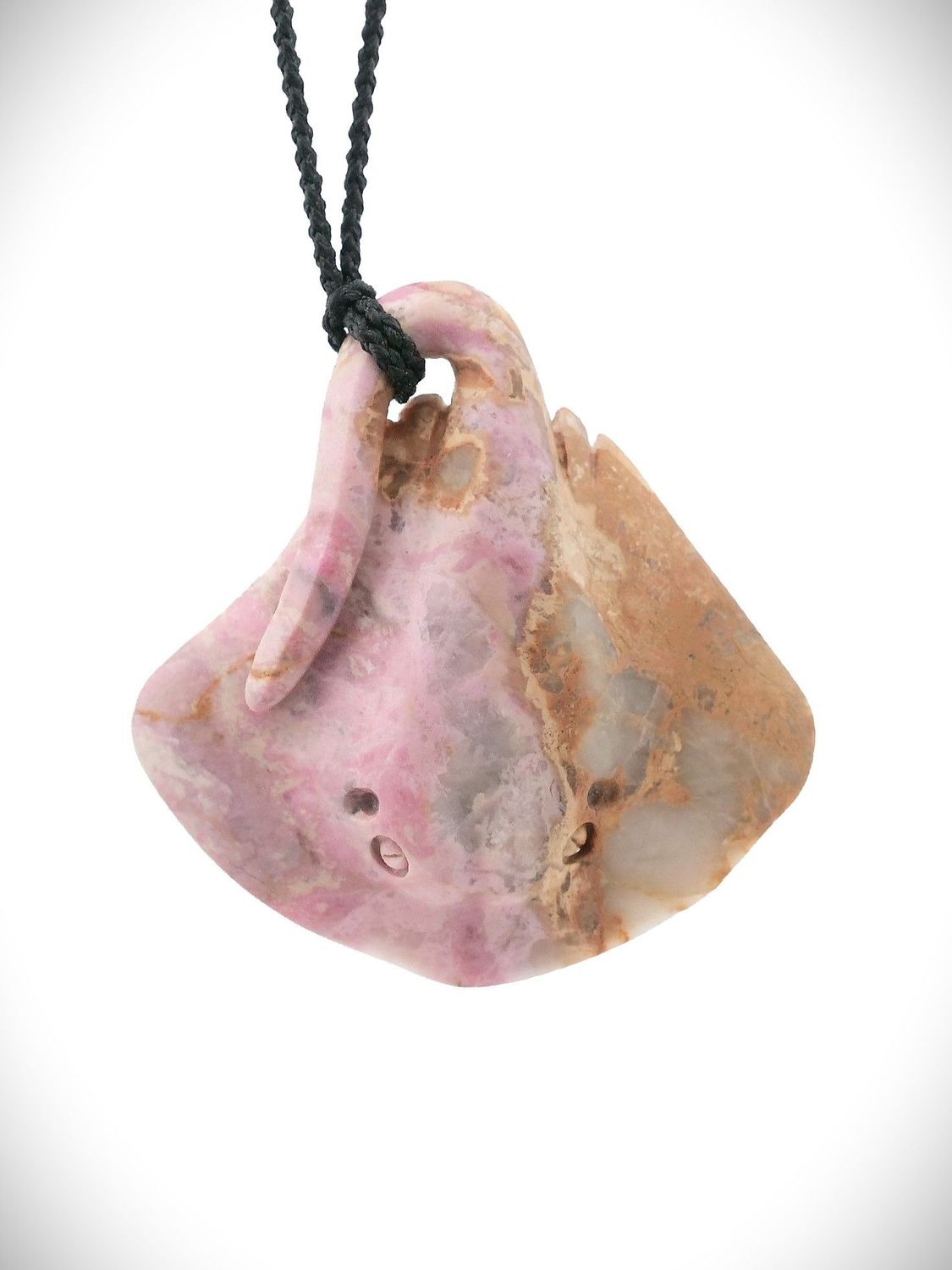 Moko Pounamu Te Whai Rahi (Manta Ray) Genuine NZ Rhodonite - Whangapararoa Moko Pounamu Te Whai Rahi (Manta Ray) Genuine NZ Rhodonite - Whangapararoa
