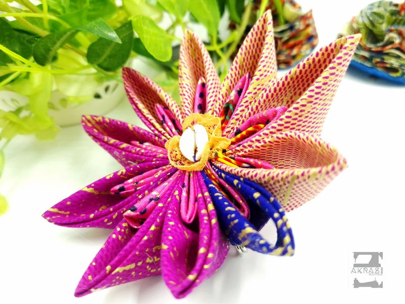 Star flower in kente and gold with cowrie centre | kanzashi flower hair clip | flower brooch | clothing accessories
