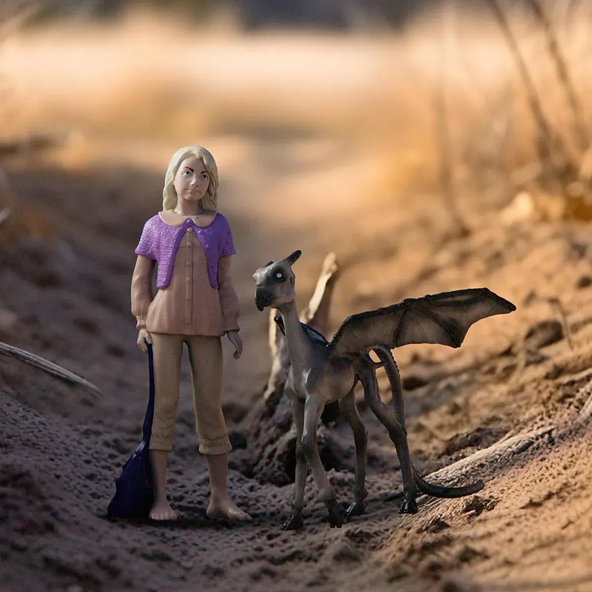 FIGURA LUNA LOVEGOOD & BEBE THESTRAL HARRY POTTER SCHLEICH FIGURA LUNA LOVEGOOD & BEBE THESTRAL HARRY POTTER SCHLEICH