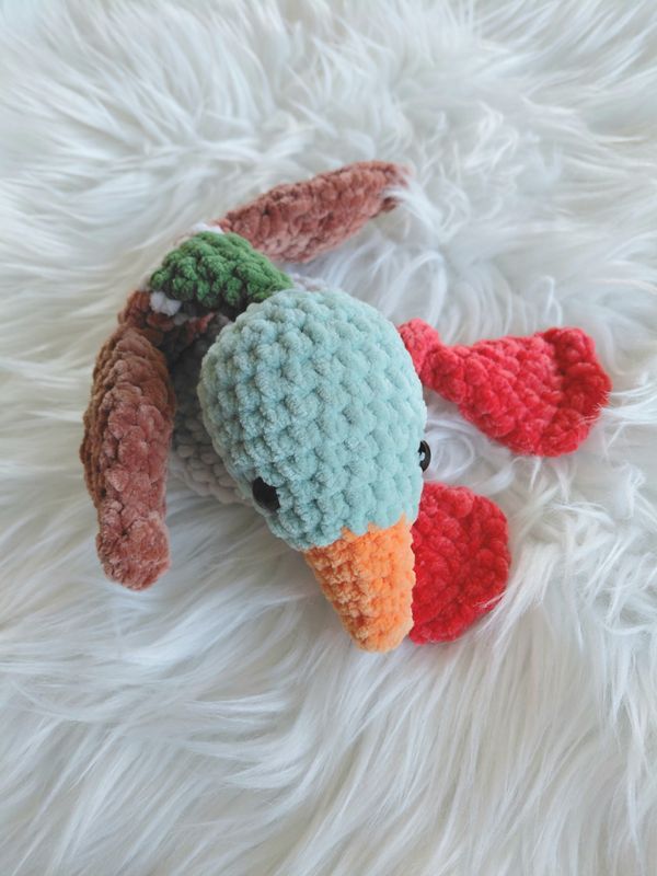 Canard col vert moux et plat entièrement crocheté à la main avec du fil de velours