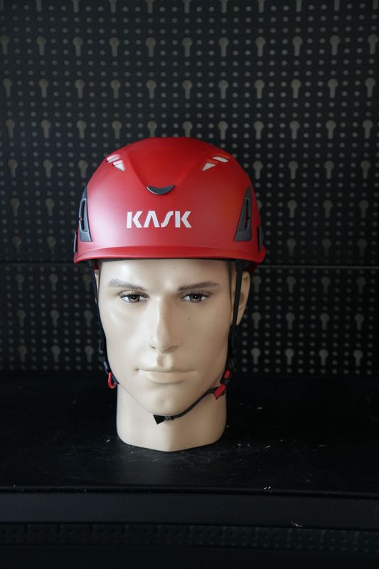 Kask Plasma AQ Schutzhelm (EN 397), Rot - Abverkauf Kask Plasma AQ Schutzhelm (EN 397), Rot - Abverkauf