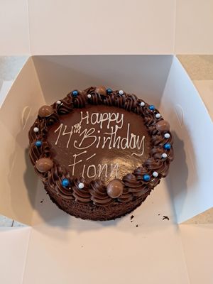 6" Chocolate Fudge Cake (Collect after 1.30pm)