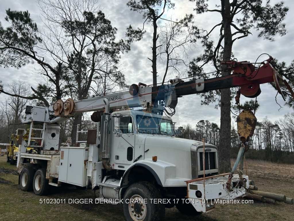 DIGGER DERRICK CRANE TEREX 17 TON