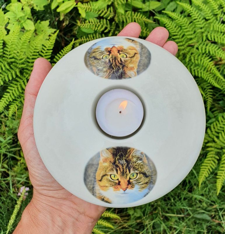 Urnschaal dierenurn Kat met foto - De urnschaal met eigen foto's ingebrand in de glazuur - leverbaar in diverse formaten