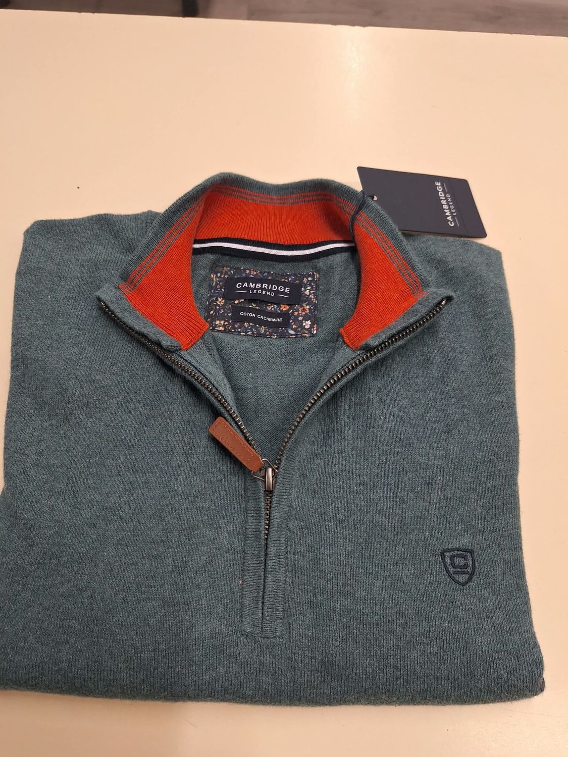Pull Cambridge col zippé