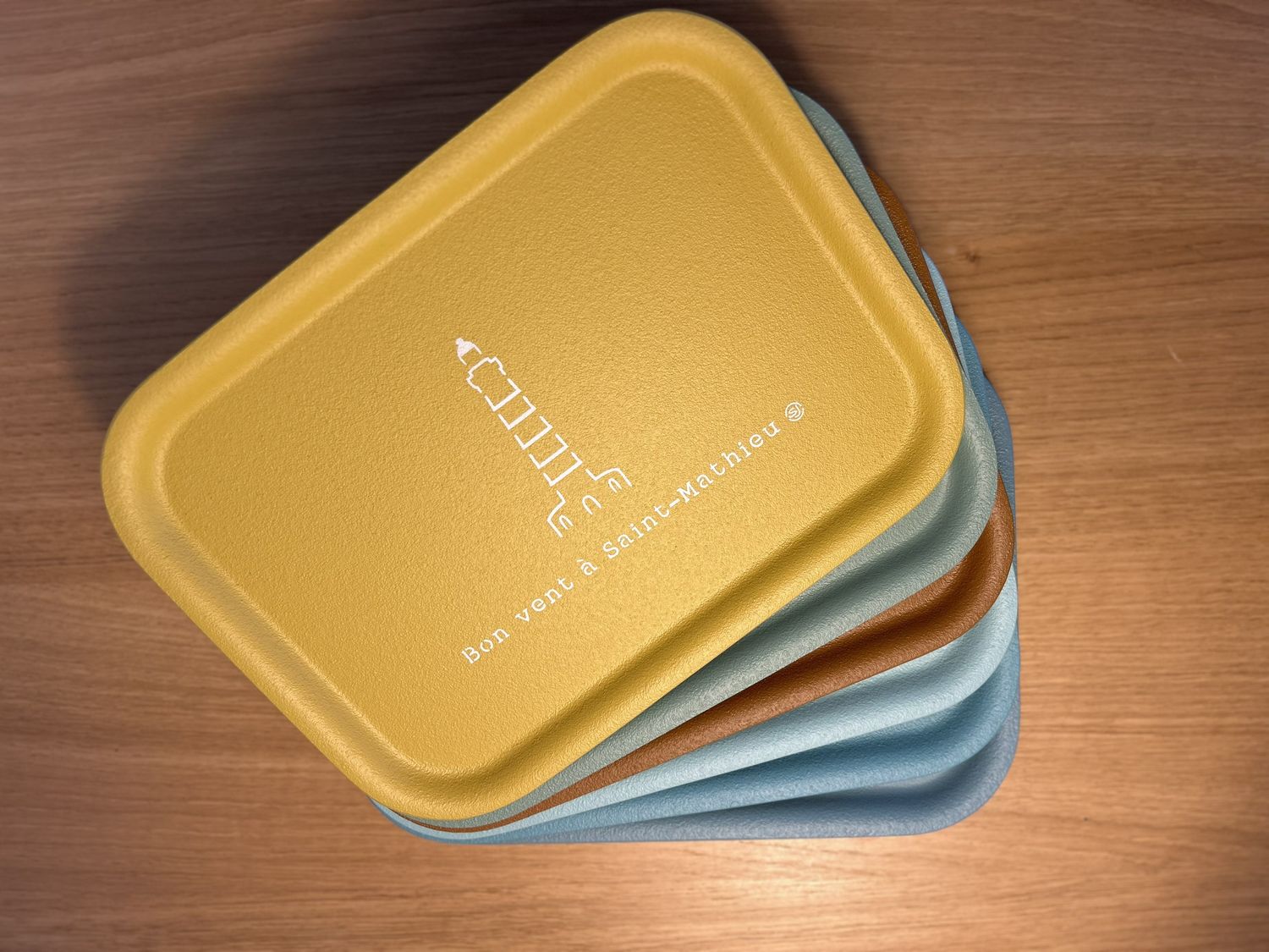 PLATEAUX PERSONNALISÉS "SAINT-MATHIEU" 20X30