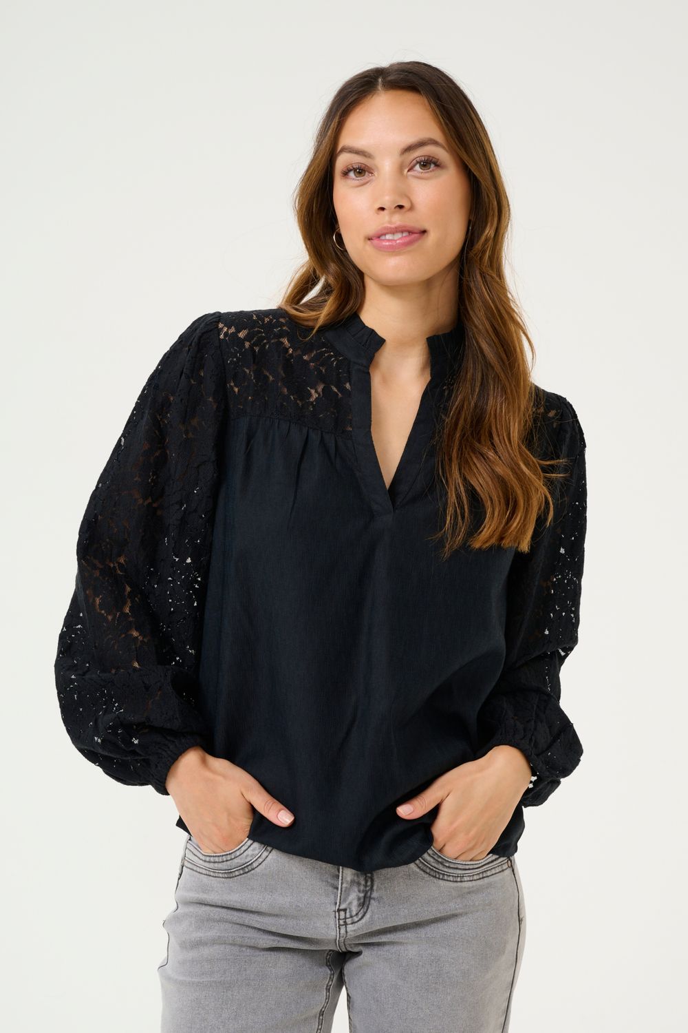 Liselin Lace Navy Blouse from Cream