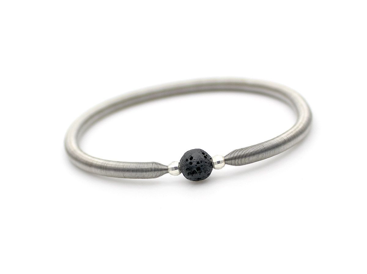 Elegantes Stretcharmband mit Lava & 925 Silber – zeitlos & pur
