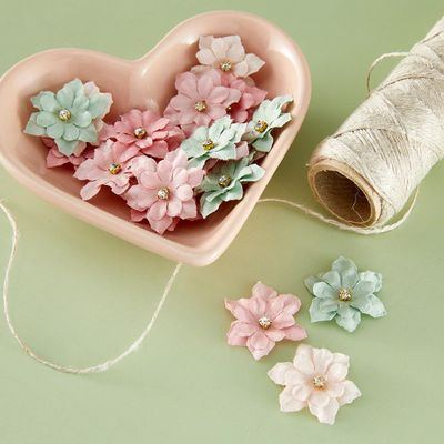 Spellbinders Paper Arts - Designed by Frank Garcia - Buttons &amp; Keepsakes Collection - Delicate Trimmings - 684723 - 20 pcs