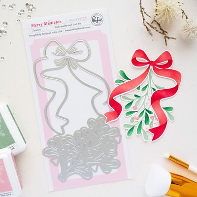 PinkFresh Studio - Seasons of Wonder Collection - Merry Mistletoe - Stencil &amp; Die Bundle - 333726  &amp; 333826