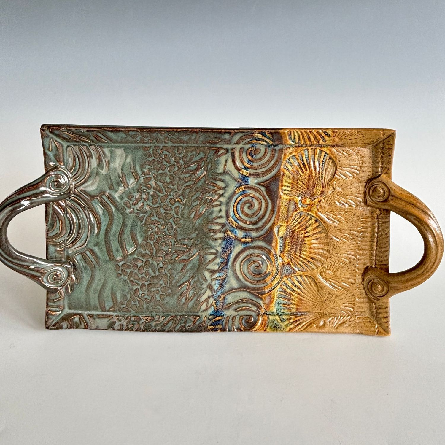 Serving Tray - Medium, Shoreline Scallops