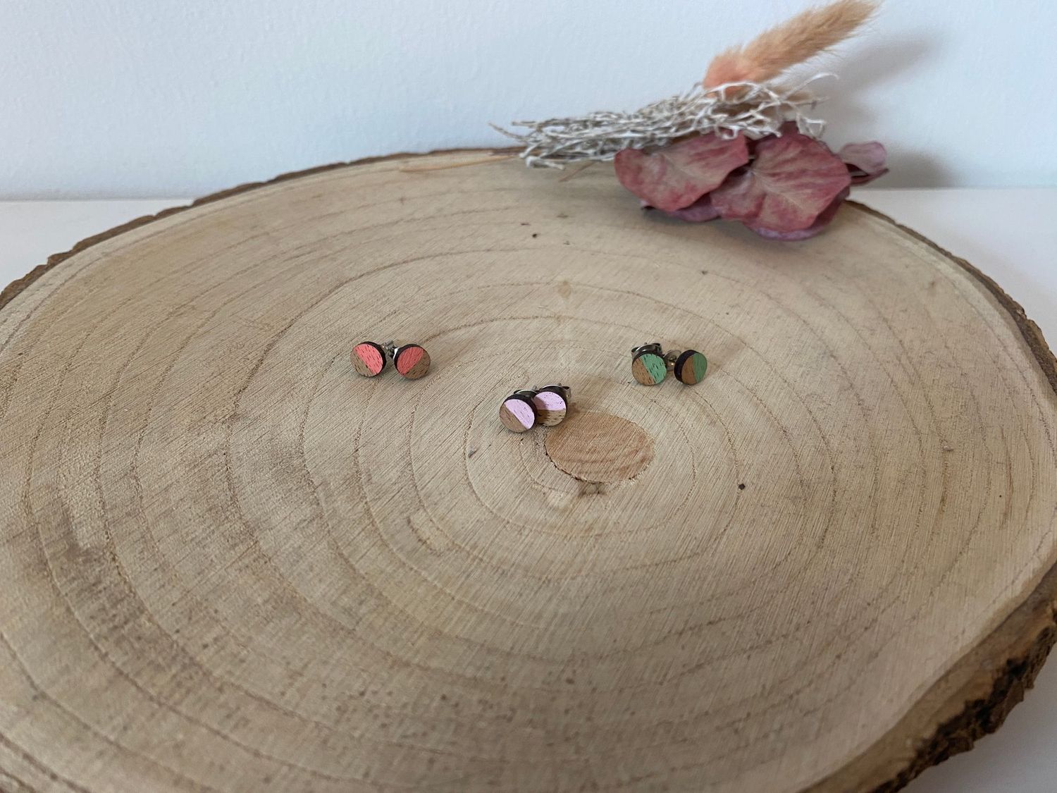 handbemalte Holzohrstecker 7mm bunt