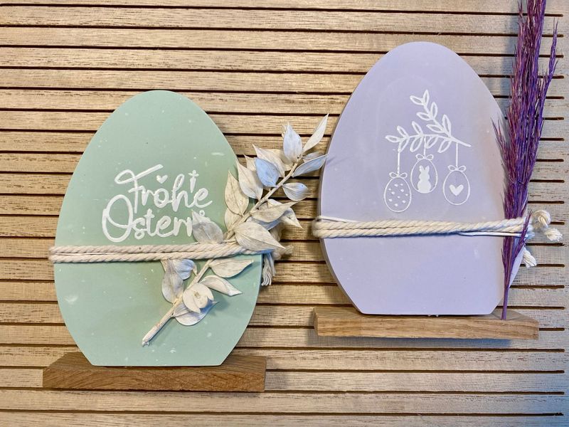 Buntes Osterei verschiedene Größen