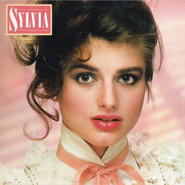 Sylvia (7) – Snapshot Sylvia (7) – Snapshot