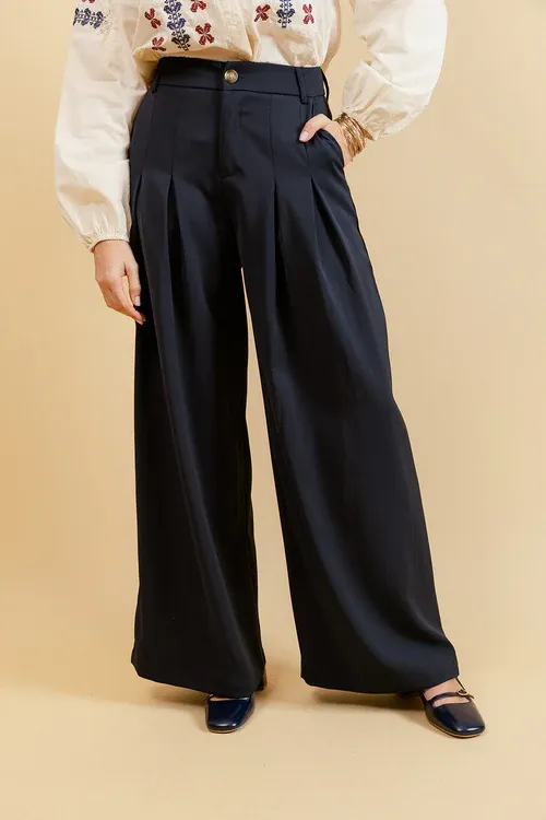 Wide leg Trousers
