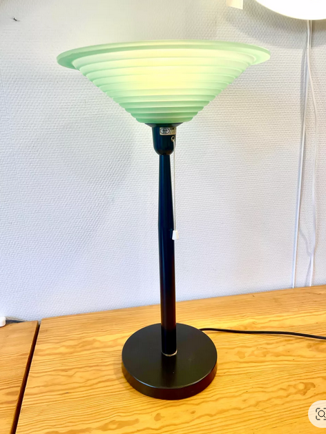Lampe postmoderne années 80 – verre opalin