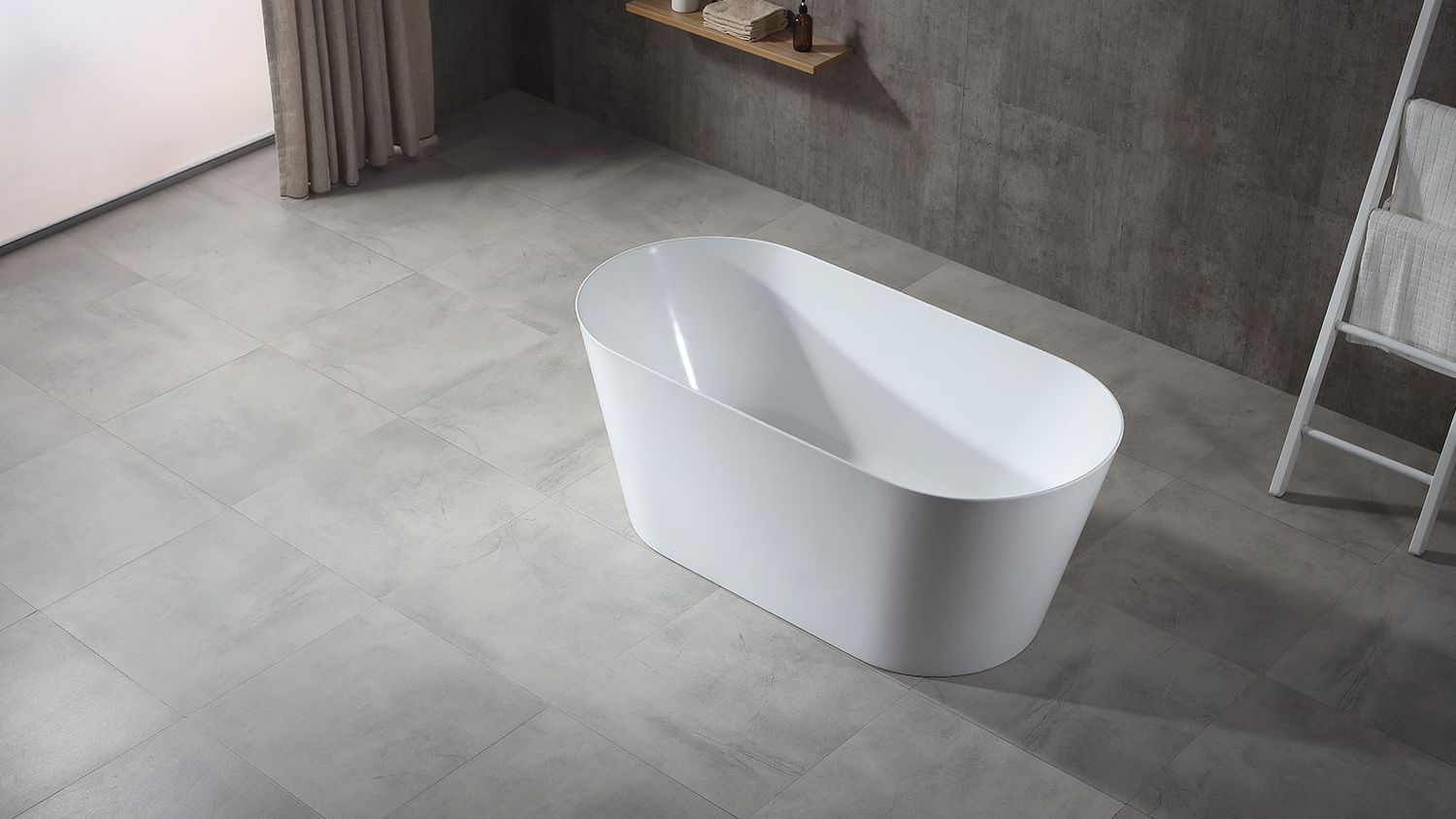Loba Freestanding Bath