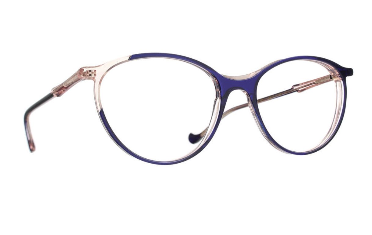 Caroline Abram Clotilde 771