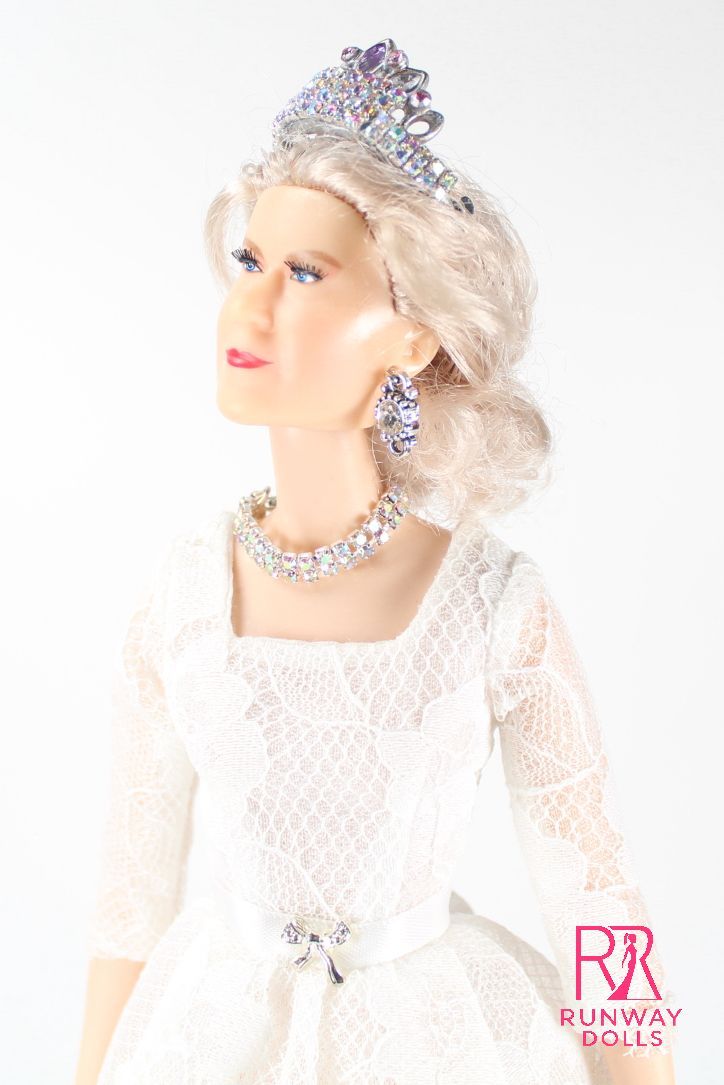 Runway Dolls: Handmade Metal Royal Crown, Earrings and Necklace SET for Barbie &amp; 1/6 sized Fashion Dolls