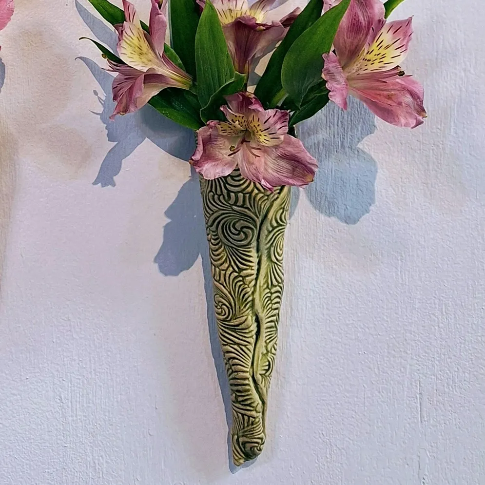Wall Moss Green Vase