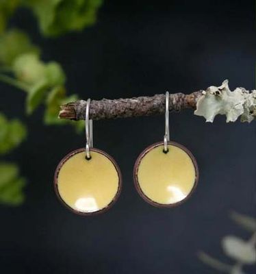 Dot Daffodil  Sm Copper Dangle Earrings