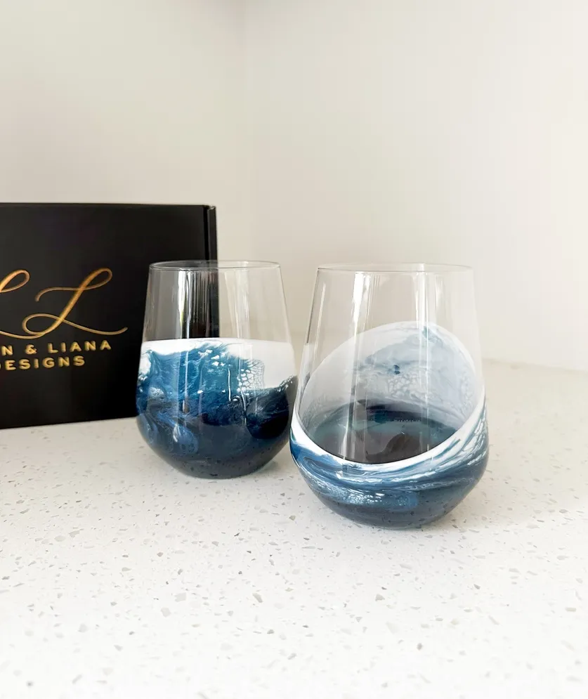 Wine Glasses S/2 Navy White Metallic  Resin Accented Navy White Metallic