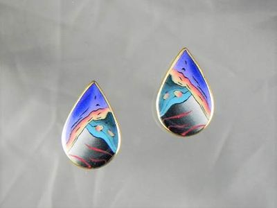 Rocky Path Post Earring