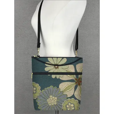 Maggie Purse - Sassy
