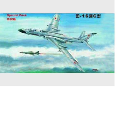 Tupolev Tu-16K 10 Badger in 1:48 / 01613 Tupolev Tu-16K 10 Badger in 1:48 / 01613