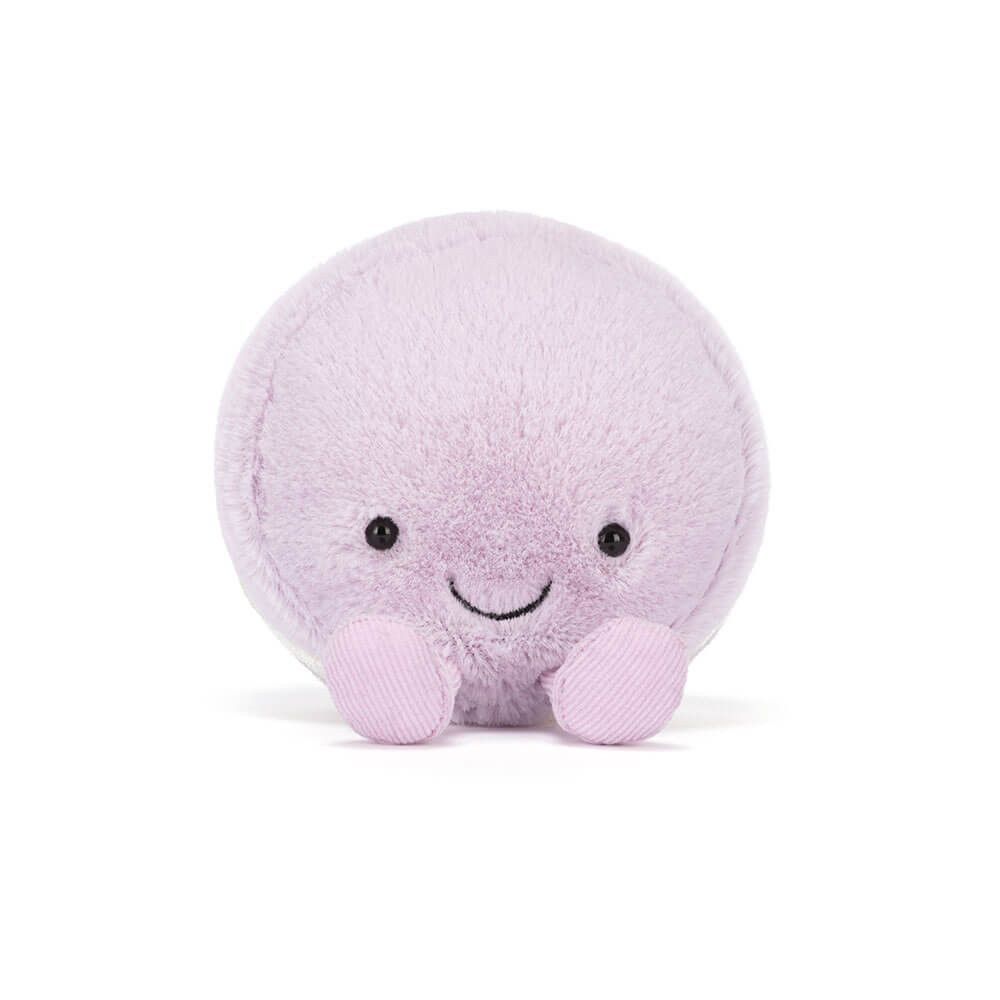 Jellycat Amuseable May Macaron Plüsch Gebäck lila mit Cremefüllung und Kordfüßen sitzend
