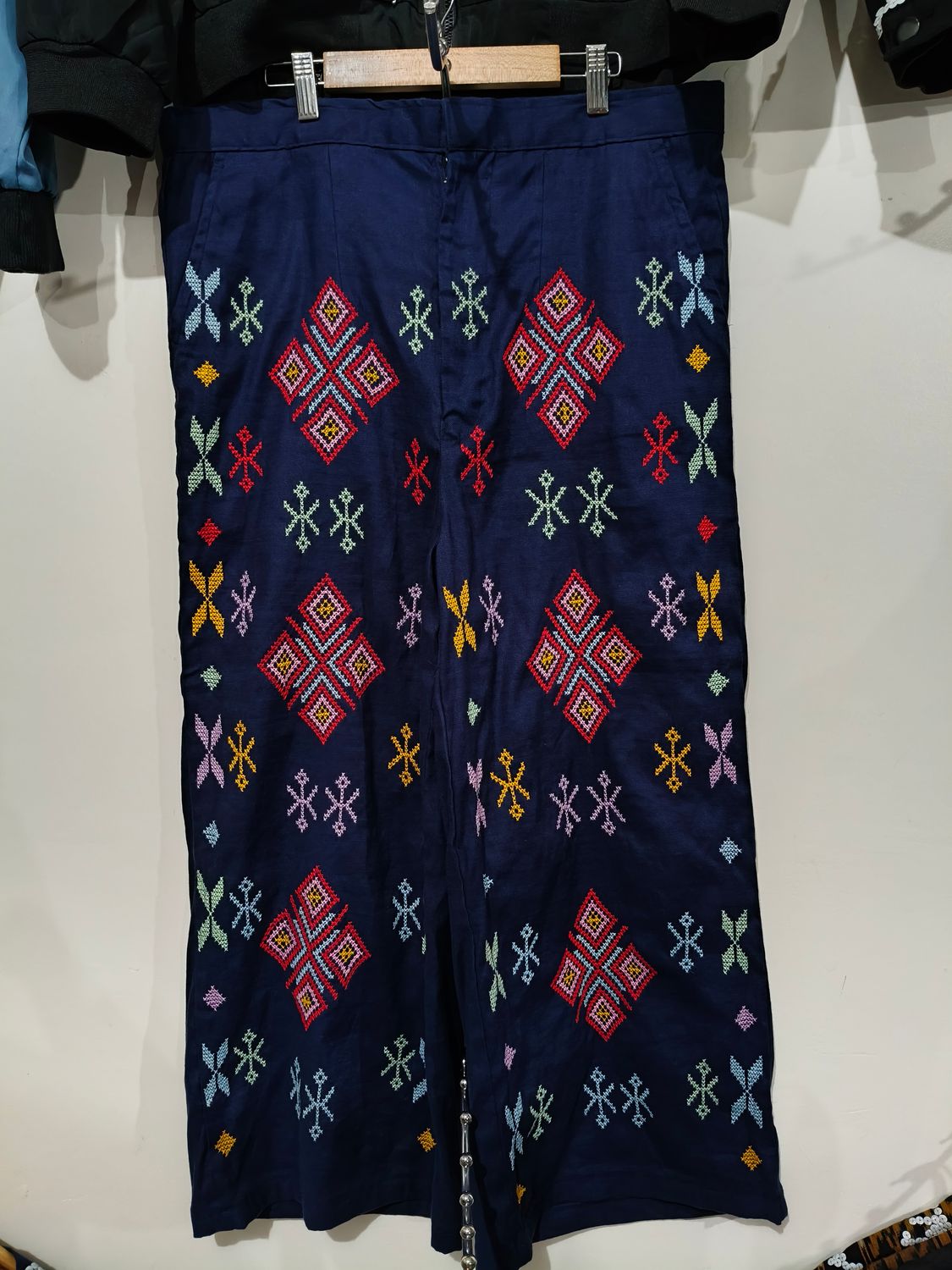 Pants_09. TBOLI EMBROIDERED PANTS