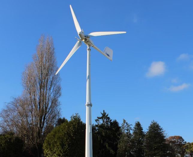 5-kW Horizontal-Windkraftanlagen-Komplettset mit Mast, mechanischer Blattwinkelverstellung und Laderegler – für private und gewerbliche Nutzung