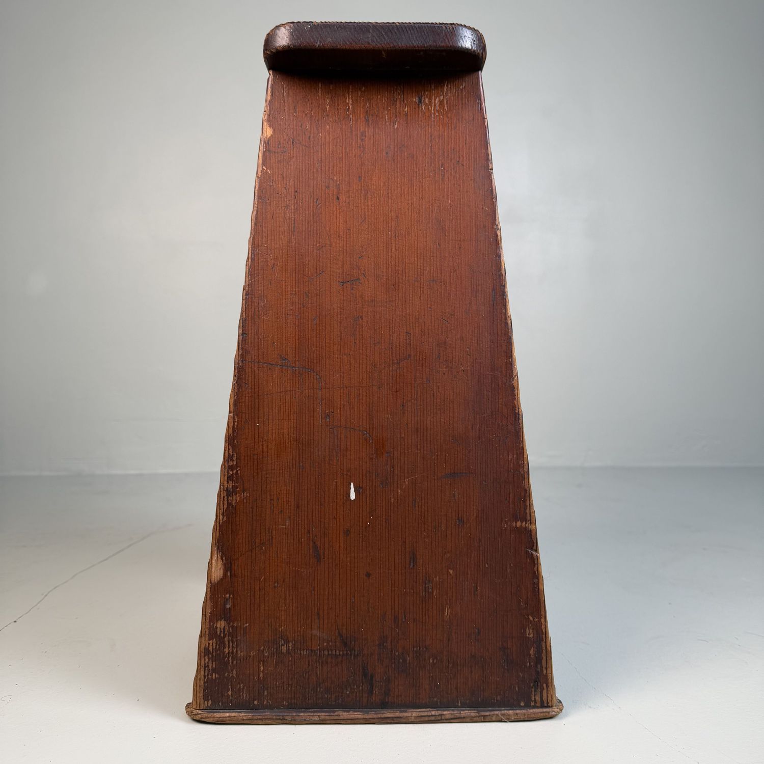 Minimalistisch Japans Fumidai Houten Opstapje, 1920s