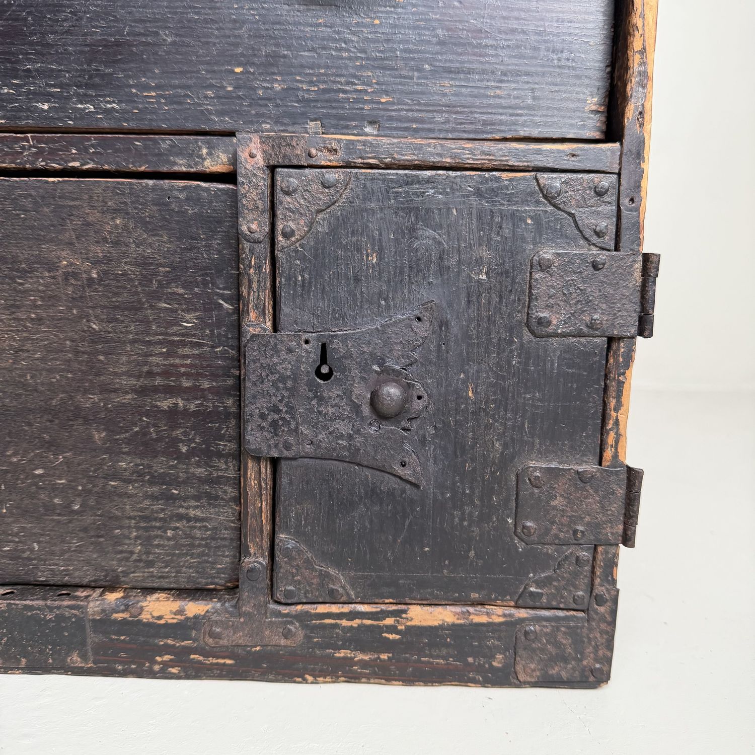 Small Japanese Tansu, Ko-tansu Storage Cabinet, 1900s