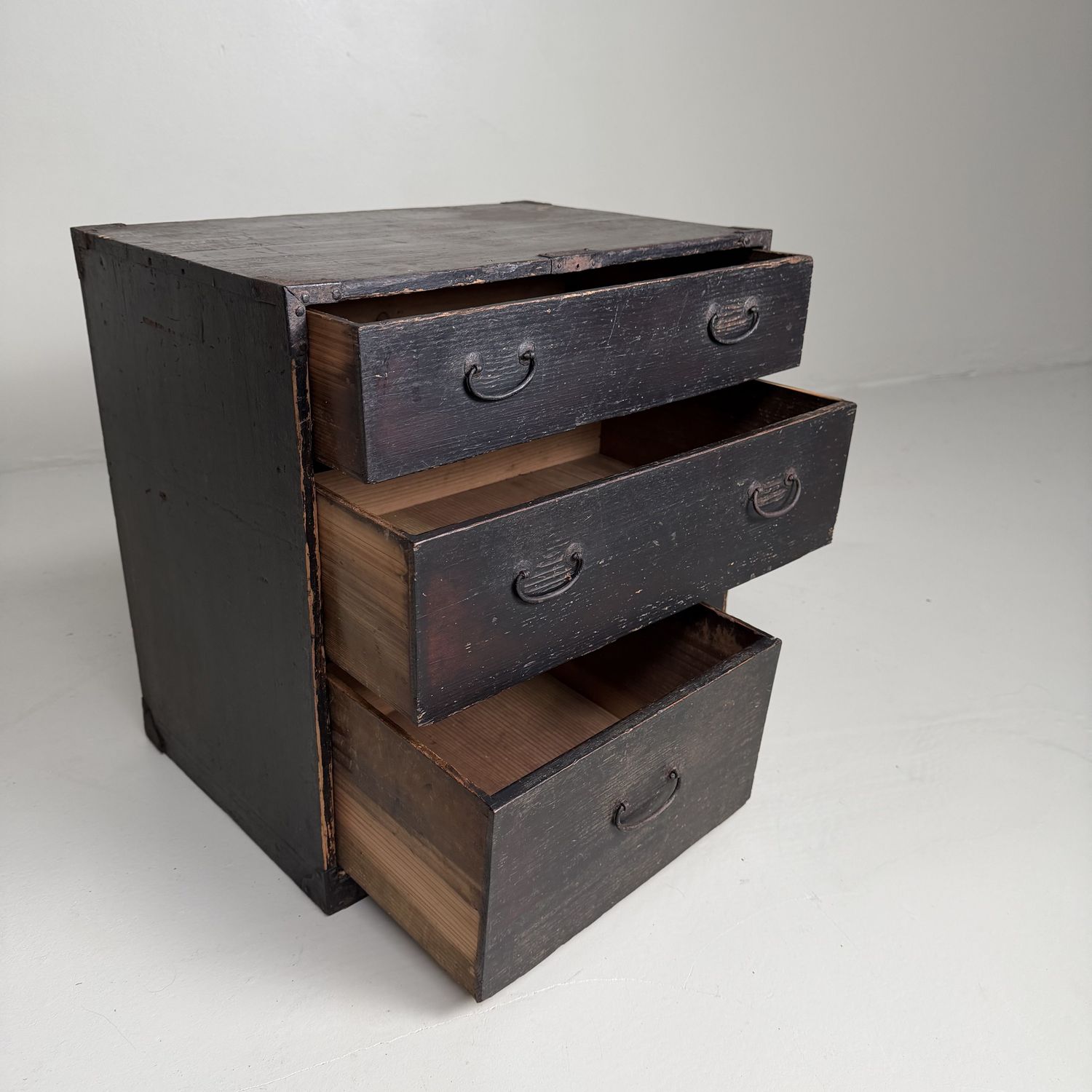 Small Japanese Tansu, Ko-tansu Storage Cabinet, 1900s