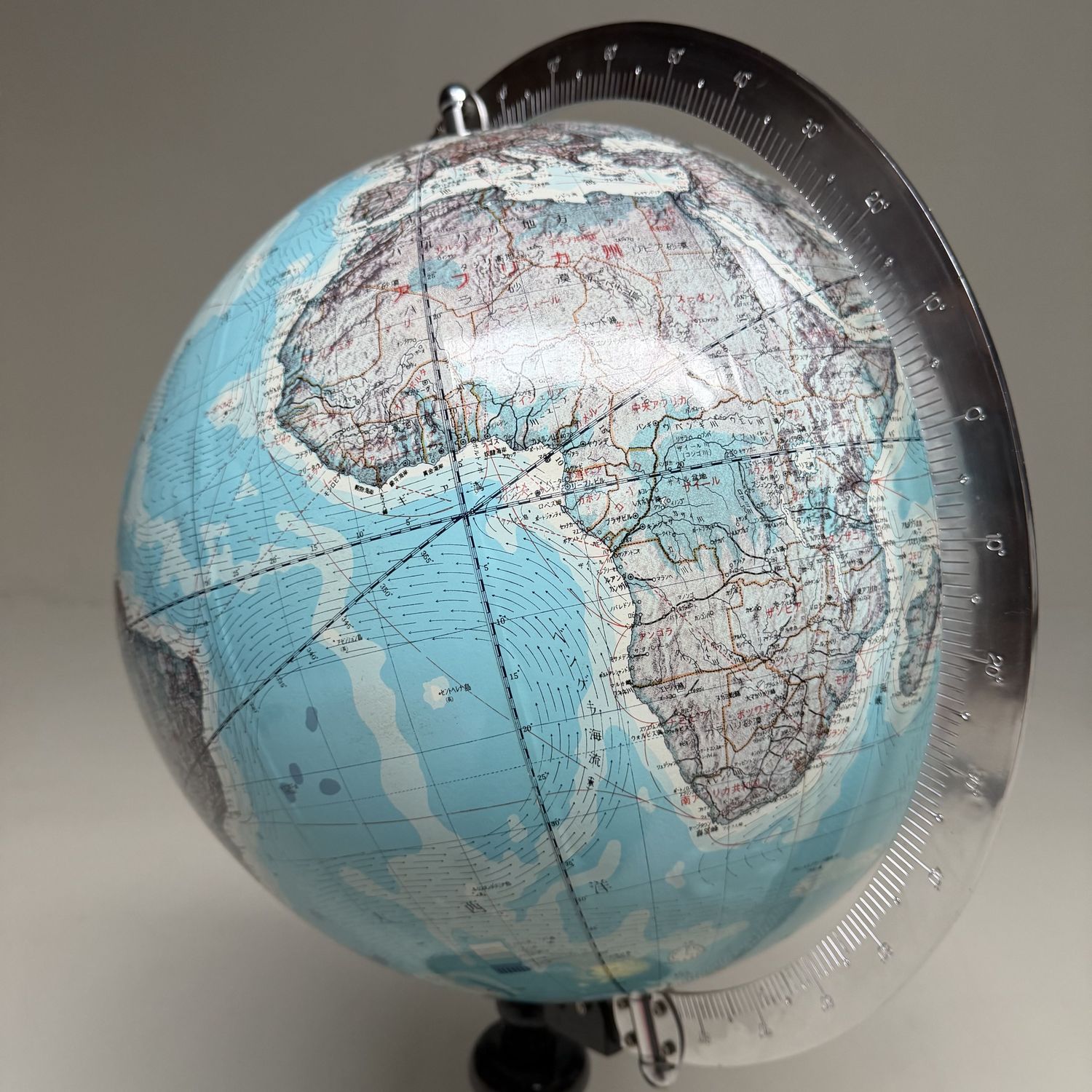 Japanse Schoolglobe 'ALCO', op Zwarte Voet, 1980s