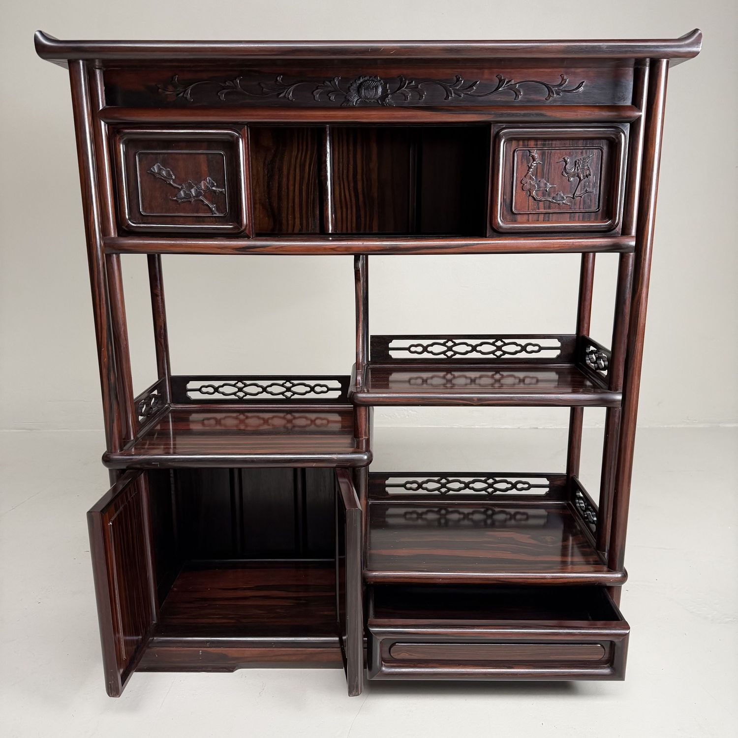 Japanse Kazaridana (Tana) Etagère Displaykast – 1930s