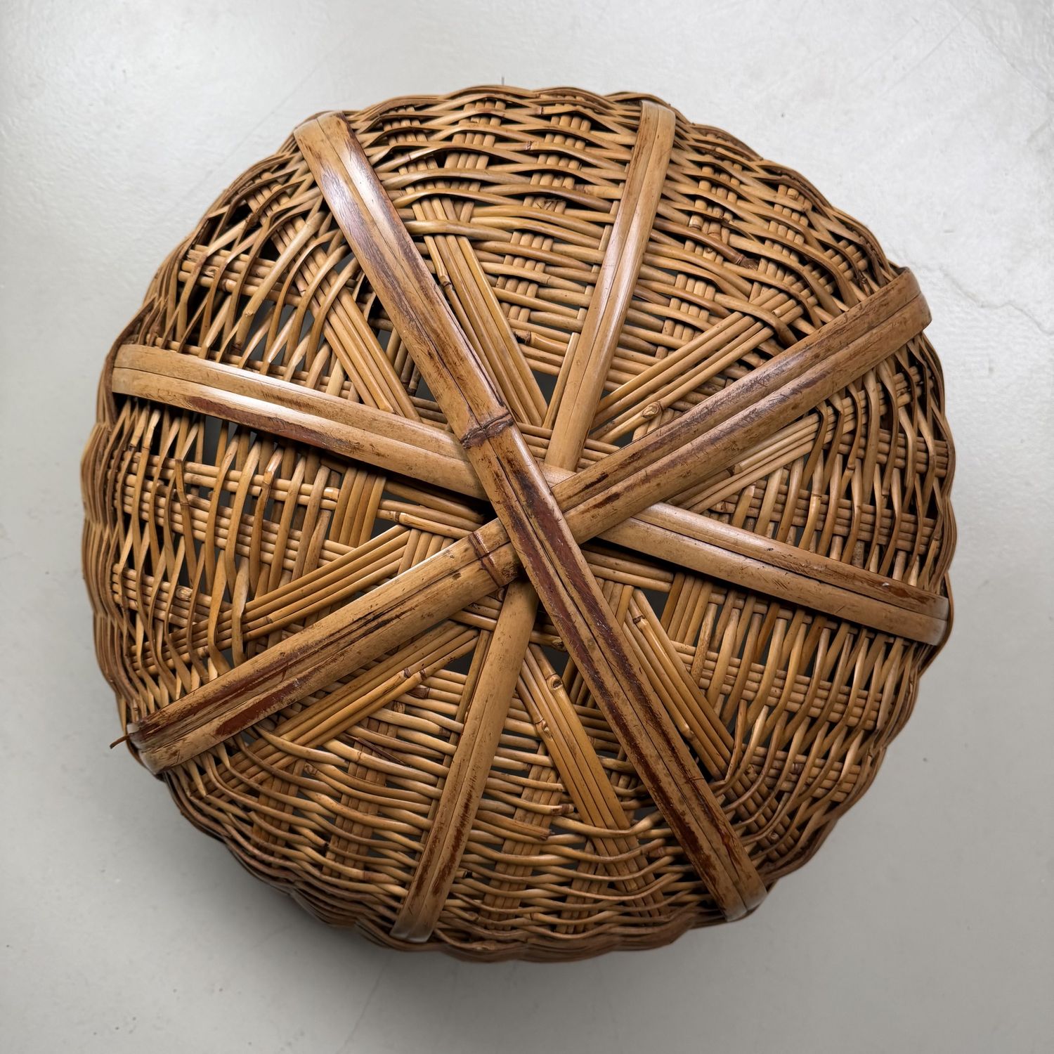 Large Japanese Bamboo Basket, Kagobakari, 1950s Large Japanese Bamboo Basket, Kagobakari, 1950s