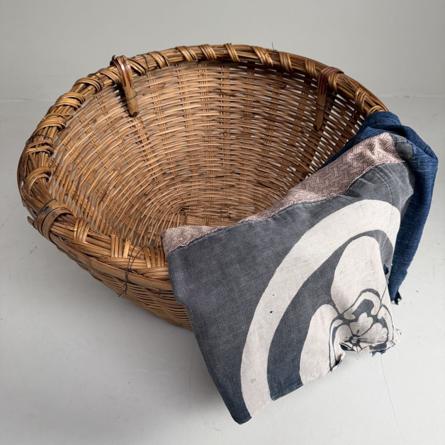 Large Japanese Bamboo Basket, Kagobakari, 1950s Large Japanese Bamboo Basket, Kagobakari, 1950s
